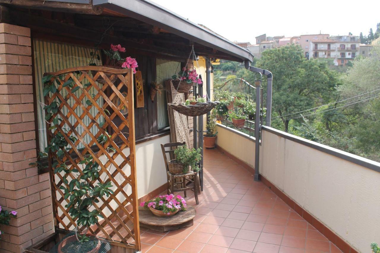 B&B Villa Letizia Castelbuono  Exterior foto